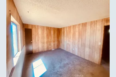 11226 Ponderosa Road, Pinon Hills, CA 92372 - Photo 15