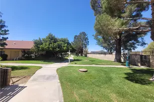 19218 Elm Dr, Apple Valley, CA 92308 - Photo 23