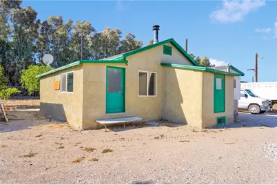 10099 Highland Avenue, Lucerne Valley, CA 92356 - Photo 7