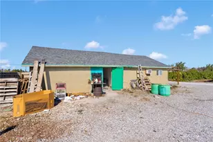 10099 Highland Ave, Lucerne Valley, CA 92356 - Photo 45
