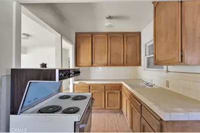 10099 Highland Avenue, Lucerne Valley, CA 92356 - Photo 23