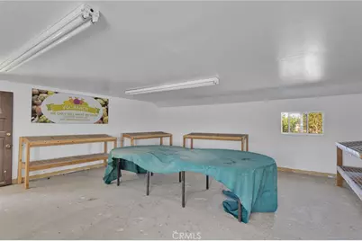 10099 Highland Avenue, Lucerne Valley, CA 92356 - Photo 47