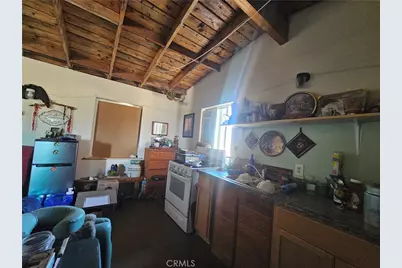 36369 Tate Ln., Lucerne Valley, CA 92356 - Photo 11
