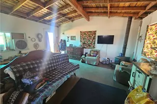 36369 Tate Ln, Lucerne Valley, CA 92356 - Photo 17