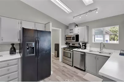22241 Nisqually Road #20, Apple Valley, CA 92308 - Photo 11