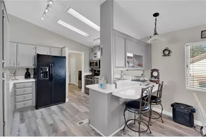 22241 Nisqually Road #20, Apple Valley, CA 92308 - Photo 11