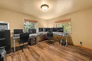 31358 Lightfoot Way, Running Springs, CA 92382 - Photo 19