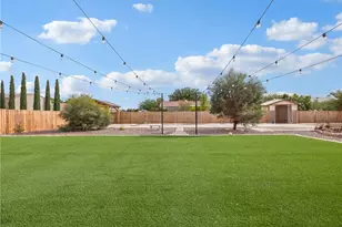 9915 Le Panto, Phelan, CA 92371 - Photo 7