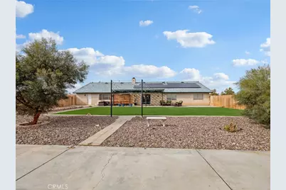 9915 Le Panto, Phelan, CA 92371 - Photo 5