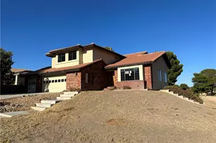 27853 Evergreen Ln, Helendale, CA 92342 - Photo 3