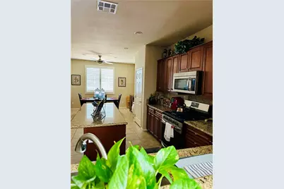 19369 Glaslyn, Apple Valley, CA 92308 - Photo 9