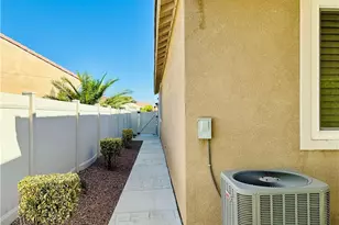 19369 Glaslyn, Apple Valley, CA 92308 - Photo 25