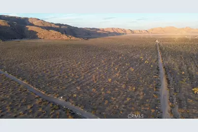 13 Canyon View Road, Apple Valley, CA 92308 - Photo 11