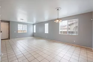 12569 Mesa View Dr, Victorville, CA 92392 - Photo 7