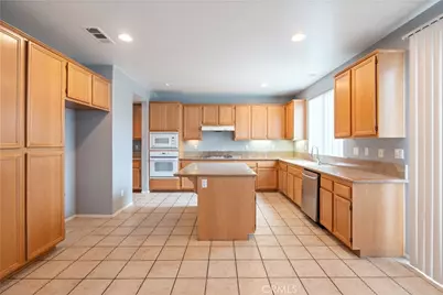 12569 Mesa View Drive, Victorville, CA 92392 - Photo 11