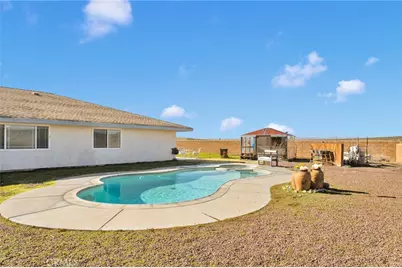 13720 Windward, Helendale, CA 92342 - Photo 47