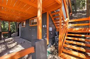 739 Lake Dr, Lake Arrowhead, CA 92385 - Photo 5