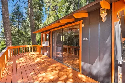 739 Lake Drive, Lake Arrowhead, CA 92385 - Photo 11