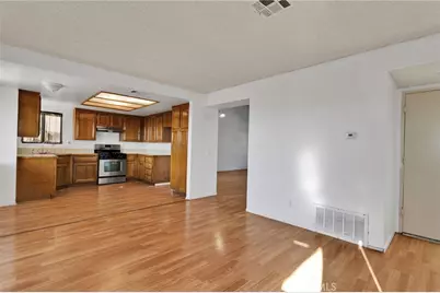 12228 Cobblestone, Victorville, CA 92392 - Photo 11