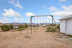 32320 Sutter Rd, Lucerne Valley, CA 92356 - Photo 25