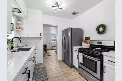 32320 Sutter Road, Lucerne Valley, CA 92356 - Photo 15