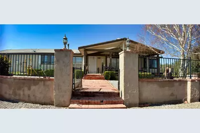 10975 Decker, Oak Hills, CA 92344 - Photo 7