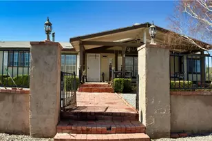 10975 Decker, Oak Hills, CA 92344 - Photo 7