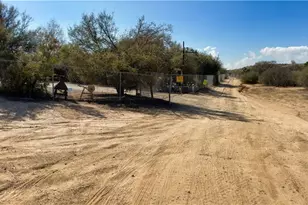 10975 Decker, Oak Hills, CA 92344 - Photo 43