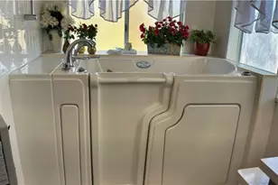 10975 Decker, Oak Hills, CA 92344 - Photo 27