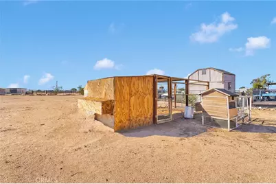 11130 Tenaya Road, Apple Valley, CA 92308 - Photo 41