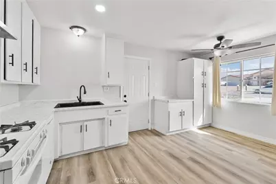 27904 27904 Apache Avenue, Barstow, CA 92311 - Photo 7