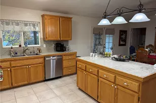 13077 1st Ave, Victorville, CA 92395 - Photo 9