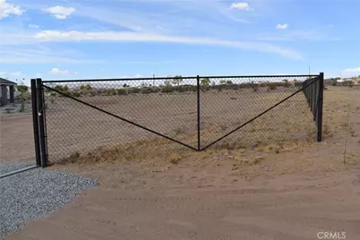 16944 Pauhaska Road, Apple Valley, CA 92307 - Photo 17