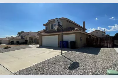 13047 Santa Maria, Victorville, CA 92392 - Photo 3