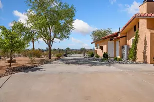 19376 Symeron, Apple Valley, CA 92307 - Photo 43