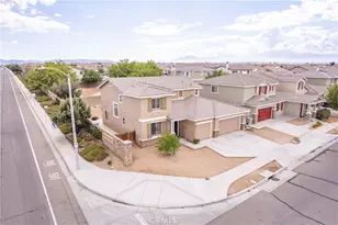 13295 Hollister, Hesperia, CA 92344 - Photo 41