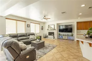 13295 Hollister, Hesperia, CA 92344 - Photo 9