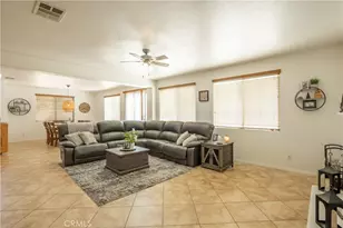 13295 Hollister, Hesperia, CA 92344 - Photo 11