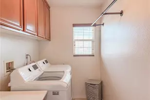 13295 Hollister, Hesperia, CA 92344 - Photo 33