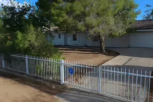 21835 Dotame, Apple Valley, CA 92307 - Photo 3