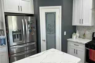 13970 Bonanza Rd, Victorville, CA 92392 - Photo 5
