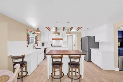 15908 Acoma Road, Apple Valley, CA 92307 - Photo 9