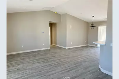 16452 Llanada Avenue, Victorville, CA 92394 - Photo 5