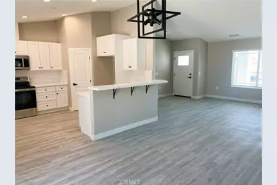 16452 Llanada Avenue, Victorville, CA 92394 - Photo 7