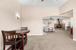 7925 Anaconda, Oak Hills, CA 92344 - Photo 21