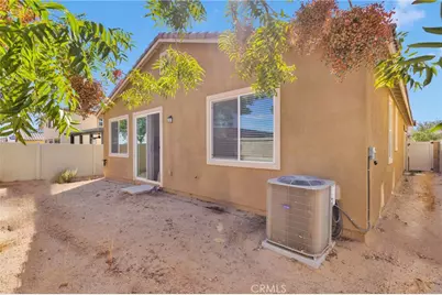 13056 Lancaster, Hesperia, CA 92344 - Photo 31