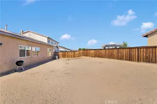 14245 Purple Canyon, Adelanto, CA 92301 - Photo 35