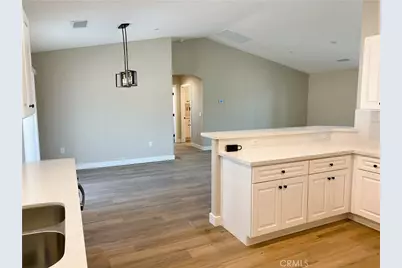 16438 Llanada Avenue, Victorville, CA 92394 - Photo 13