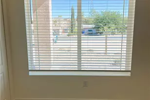 16438 Llanada Ave, Victorville, CA 92394 - Photo 31