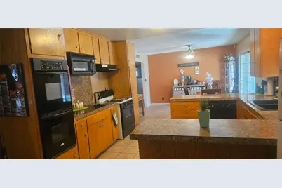 15728 La Paz, Victorville, CA 92395 - Photo 13